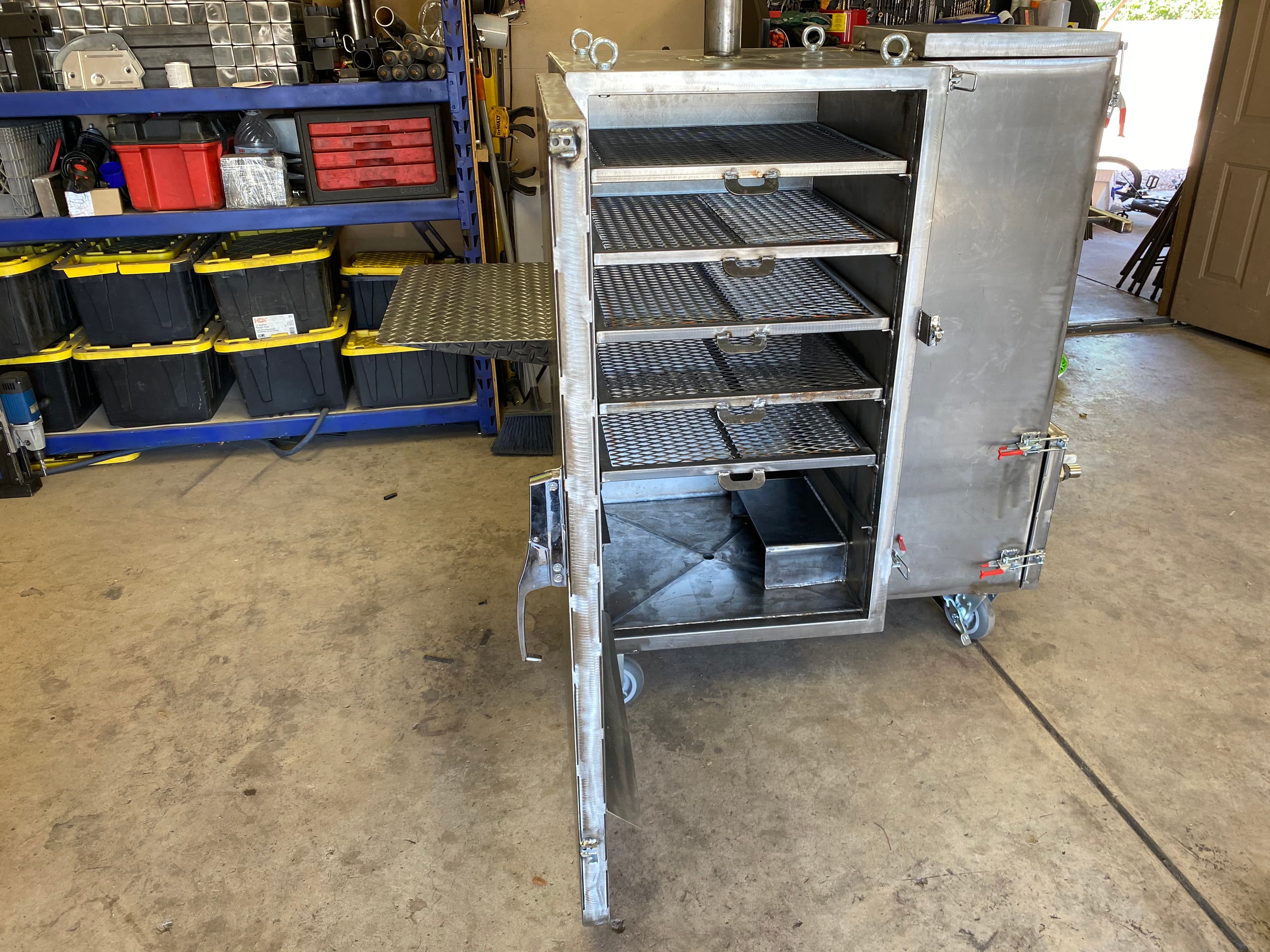 Precision welded smoker racks