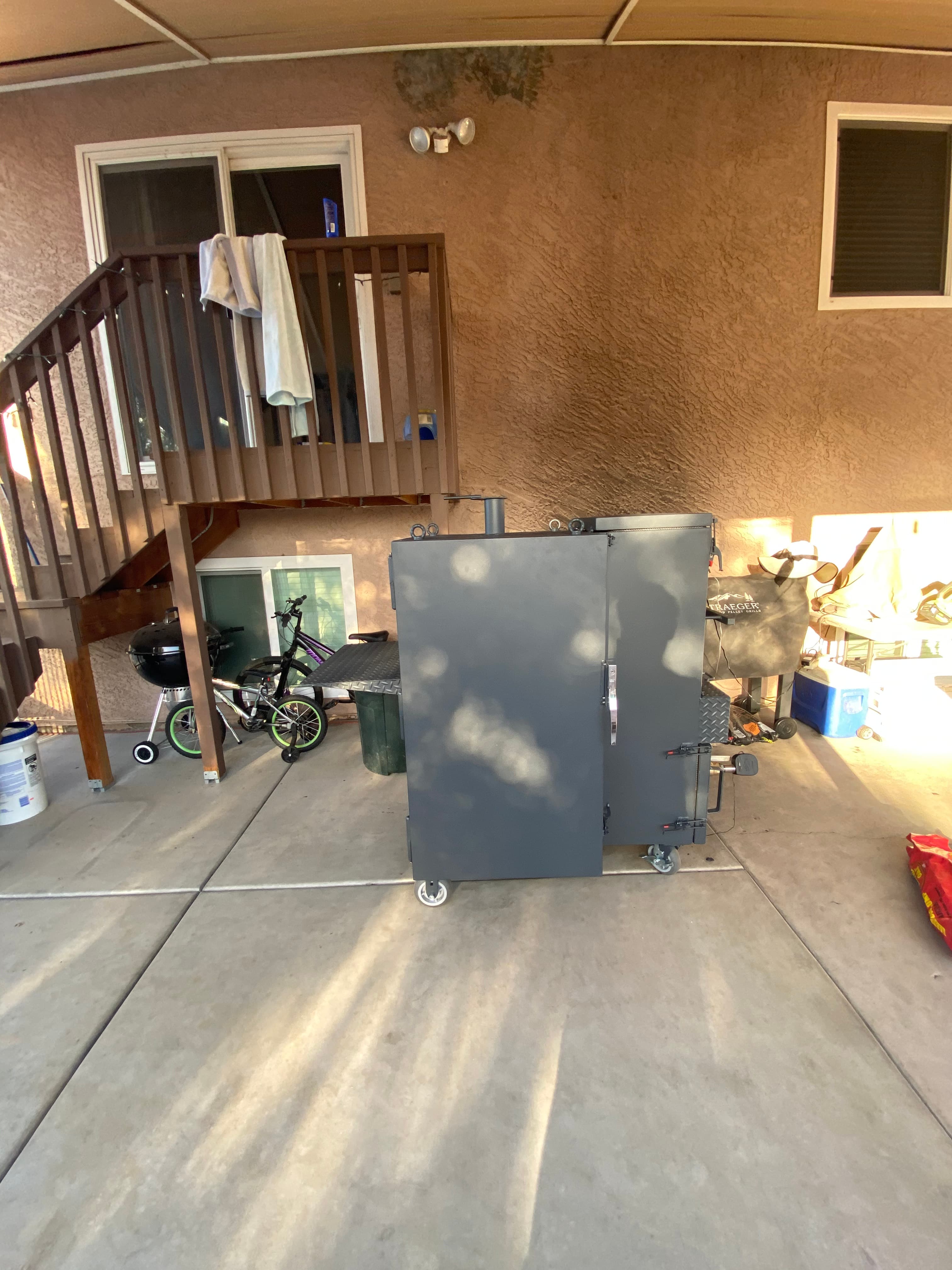 Custom smoker with side firebox design, in action, pt. 5