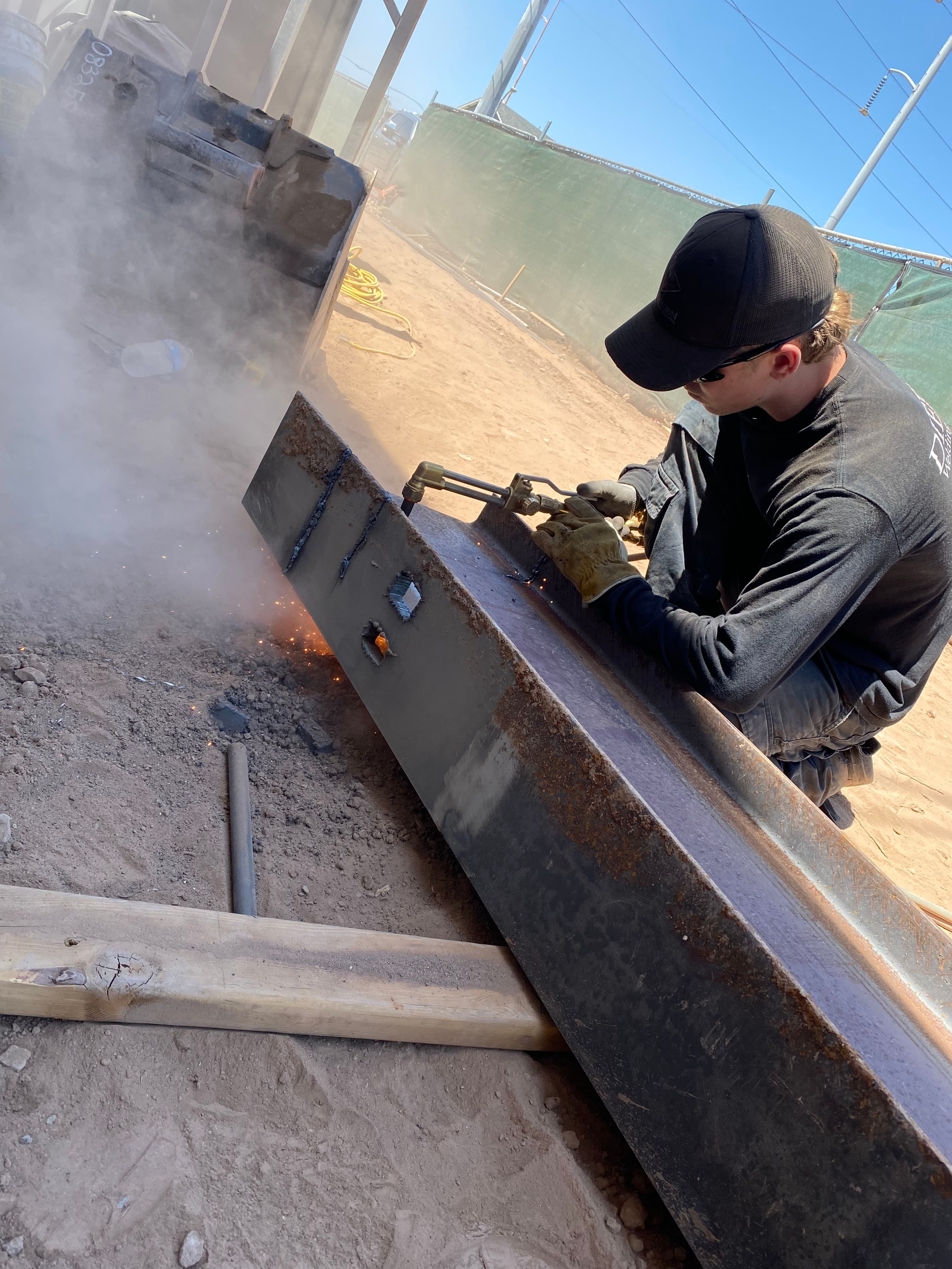 Plasma cutting of steel components on site