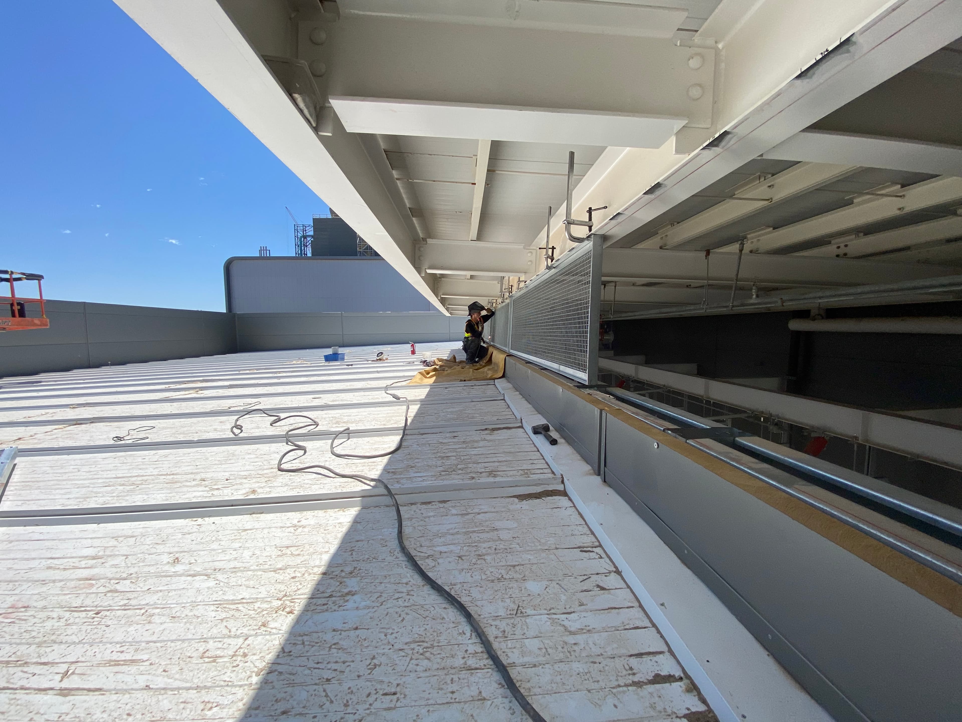 Installing more cosmetic steel framework for commercial building