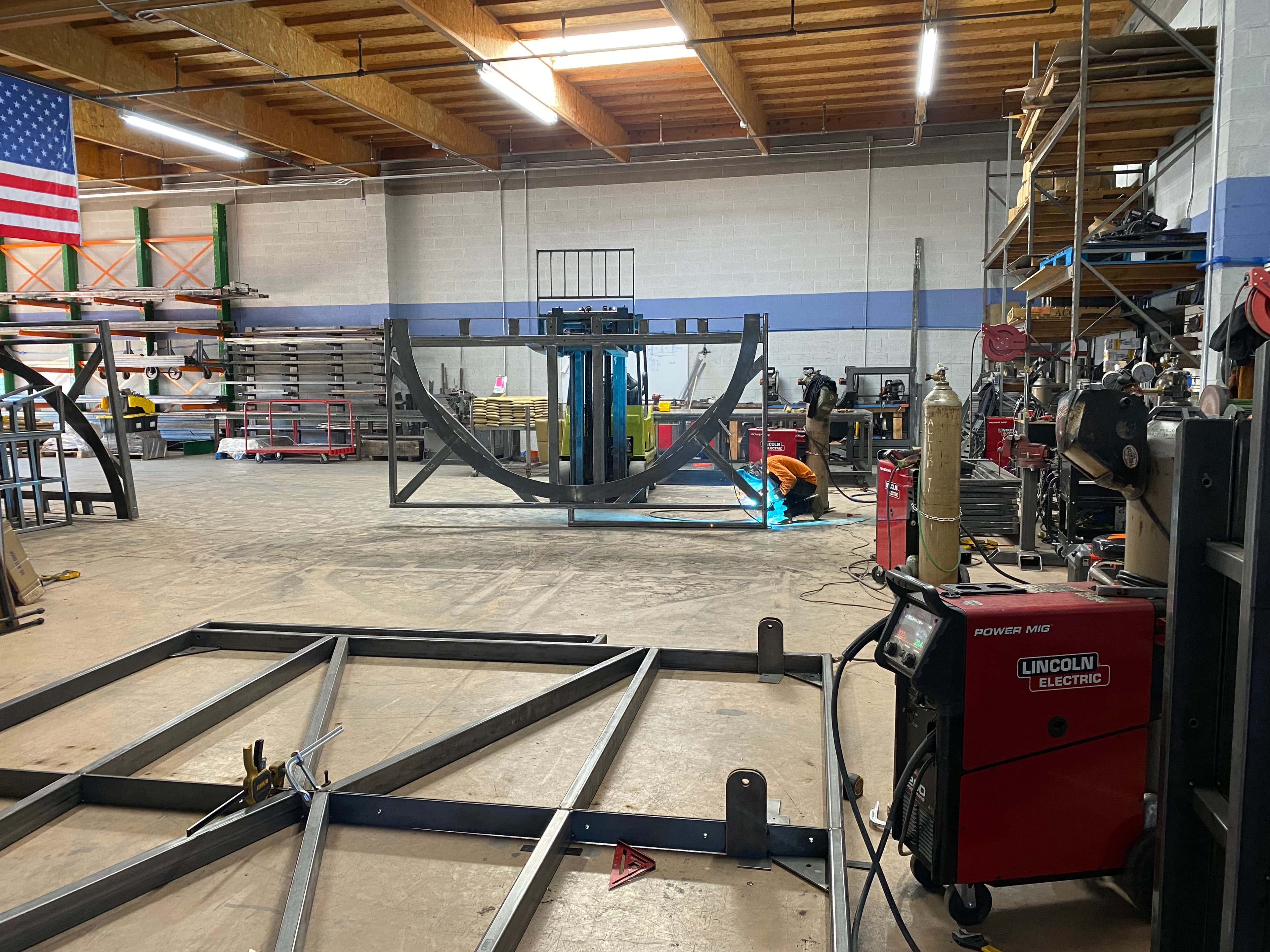 Fabrication of steel base for turn table, pt. 5