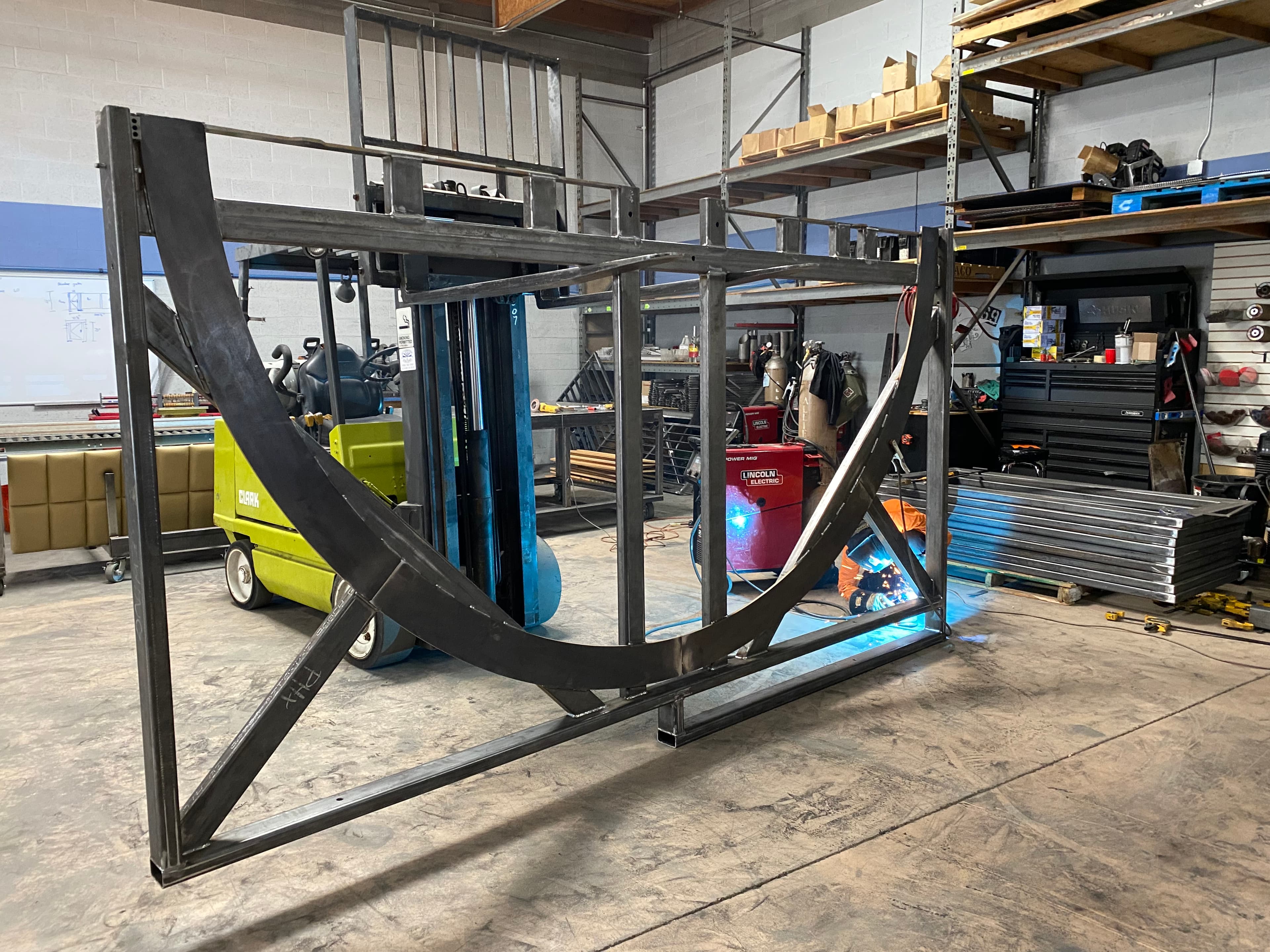 Fabrication of steel base for turn table, pt. 6